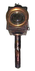 antike Kutschenlampe aus Messing