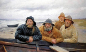 Gemälde: vier Fischer in Regenkleidung lehnen an einem Boot am Strand