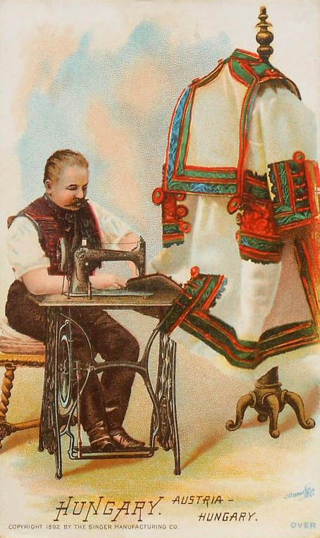alte Postkarte: Mann sitzt an Nähmaschine und näht