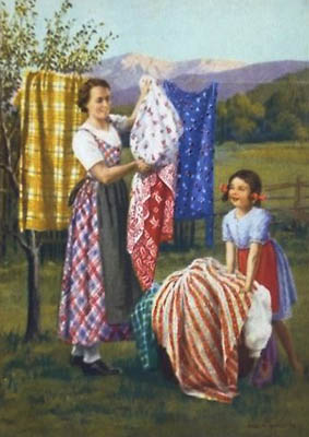 farbige Werbe-AK: Mutter und Tochter hängen Wäsche auf