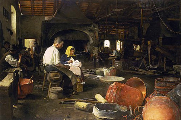 Gemälde: in großer Halle zwischen Werkzeugen und halbfertigen Kesseln bei einer Brotzeit sitzende Arbeiter - Slowakei, 1915