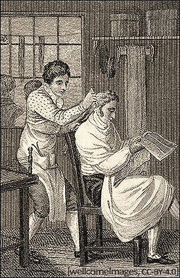 Kupferstich: ein Zeitung lesender Herr mit langem Haar wird frisiert - 1808, England