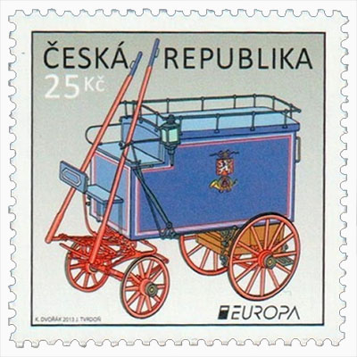 tschechische Briefmarke: historischer Kasten-Postwagen