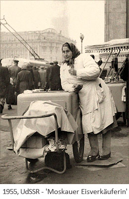 sw Foto: Moskauer Eisverkäuferin - 1955, UdSSR