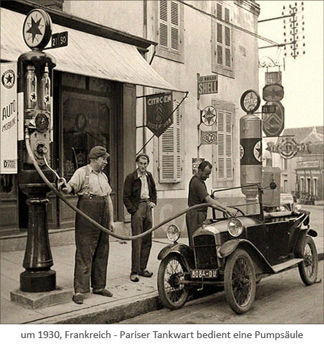 sw Foto: Pariser Tankwart bedient eine Pumpsäule ~1930, Frankreich