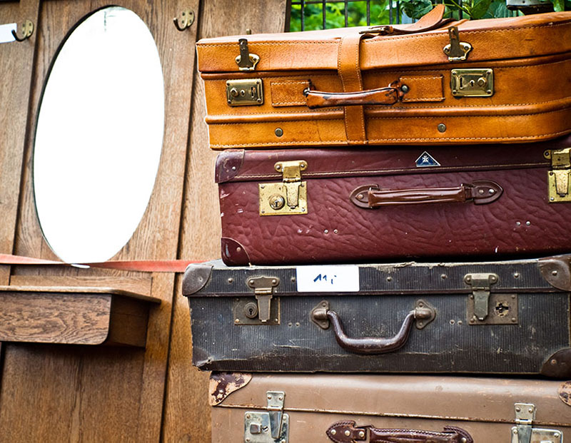 Foto: alte Koffer aufgestapelt